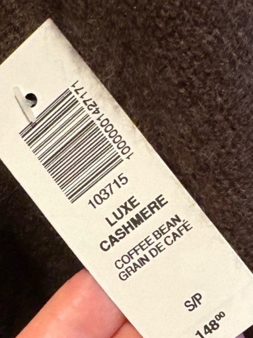 The Group by Babaton LUXE CASHMERE V-NECK SWEATER - Picture 10 of 10
